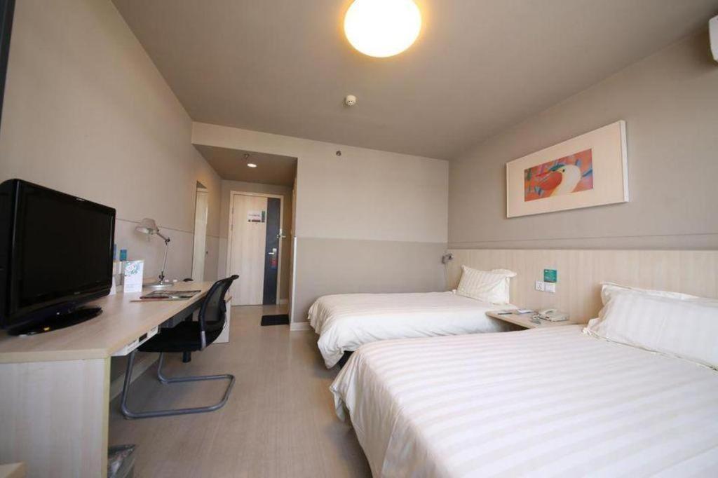 Jinjiang Inn Tonghua Shengli Road Branch Экстерьер фото